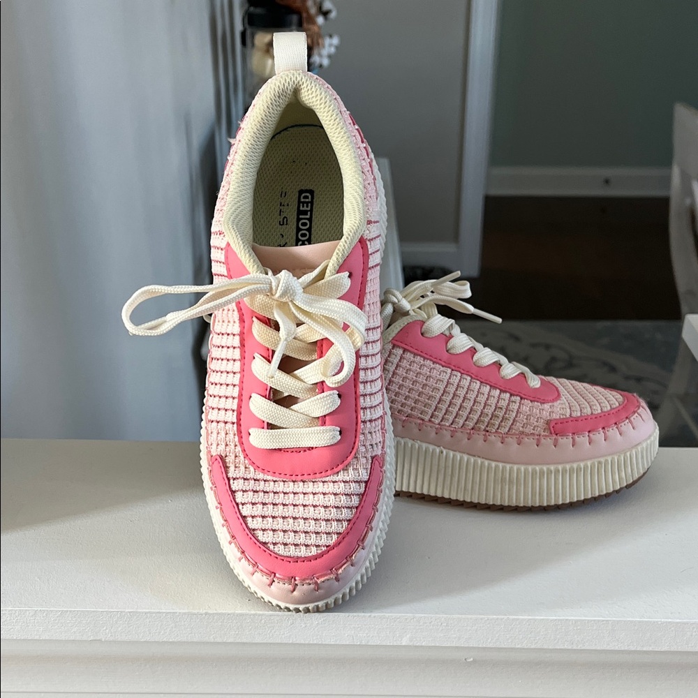 LUCKY STEP Air Cooled Pink Sneakers size 7 - Picture 6 of 13